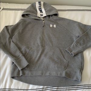 Under Armour Sweatshirt